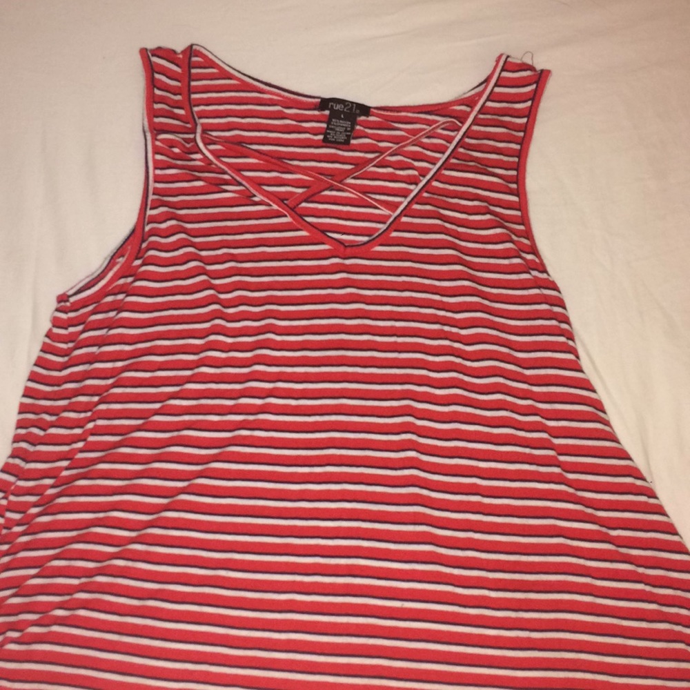 I’m selling this outfit for $3